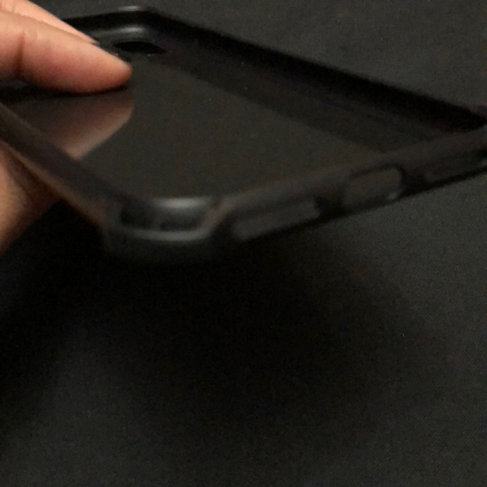 iPhone X and iPhone XS Case - Picture 4 of 5